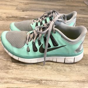 Sea green Nike Free Run 5.0 sneakers